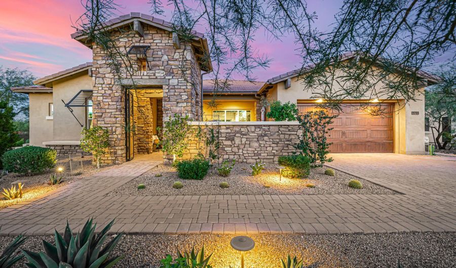 29709 N 55TH Pl, Cave Creek, AZ 85331 - 3 Beds, 3 Bath