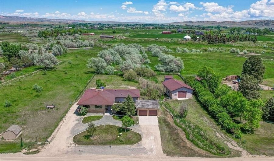 26 Equine Dr, Cody, WY 82414 - 3 Beds, 1 Bath