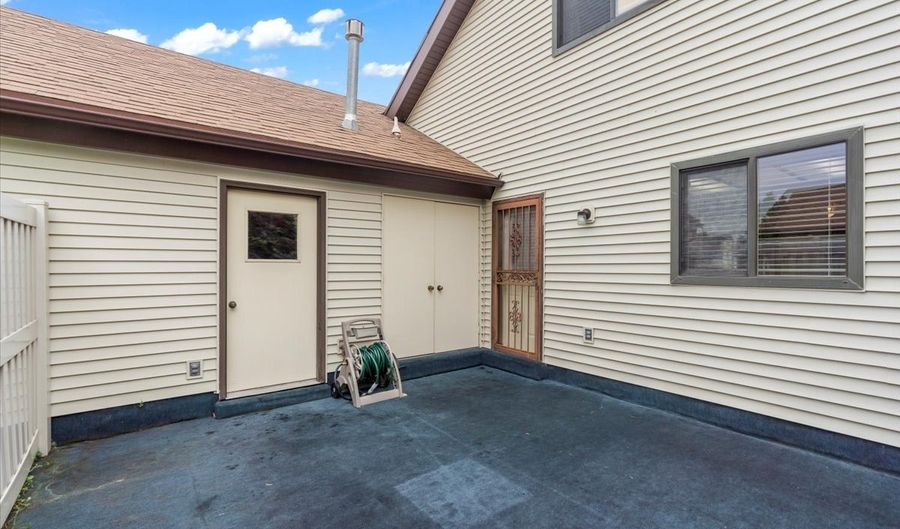 1154 N 700 W, Centerville, UT 84014 - 2 Beds, 2 Bath