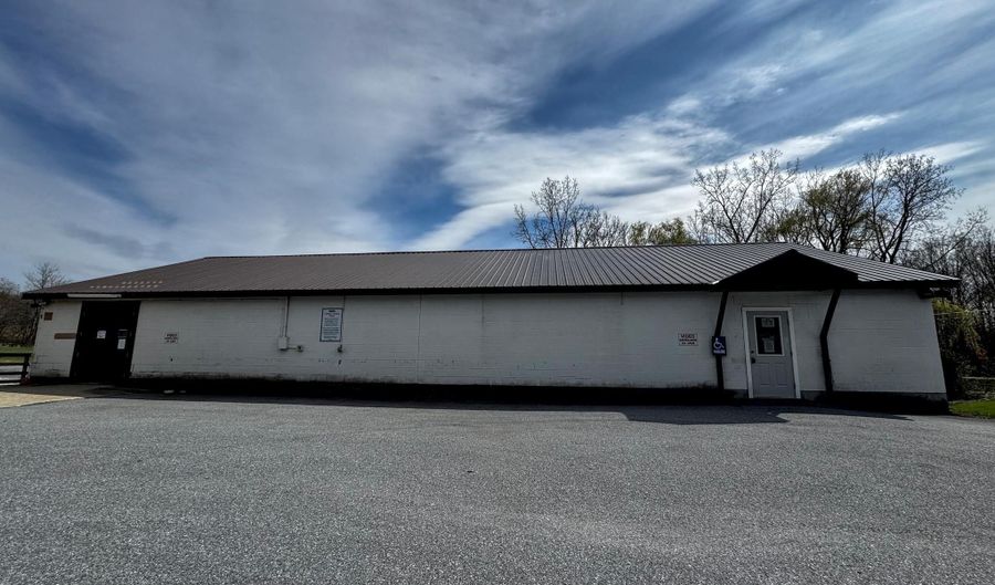 33 Transport Dr, Bennington, VT 05201 - 0 Beds, 0 Bath