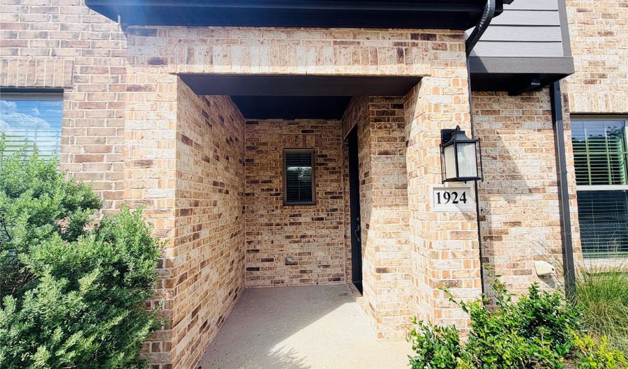 1924 McClane Dr, Allen, TX 75013 - 3 Beds, 3 Bath