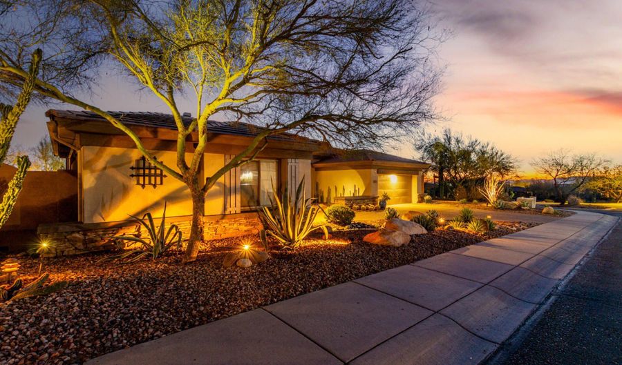 2415 W HAZELHURST Ct, Anthem, AZ 85086 - 4 Beds, 3 Bath