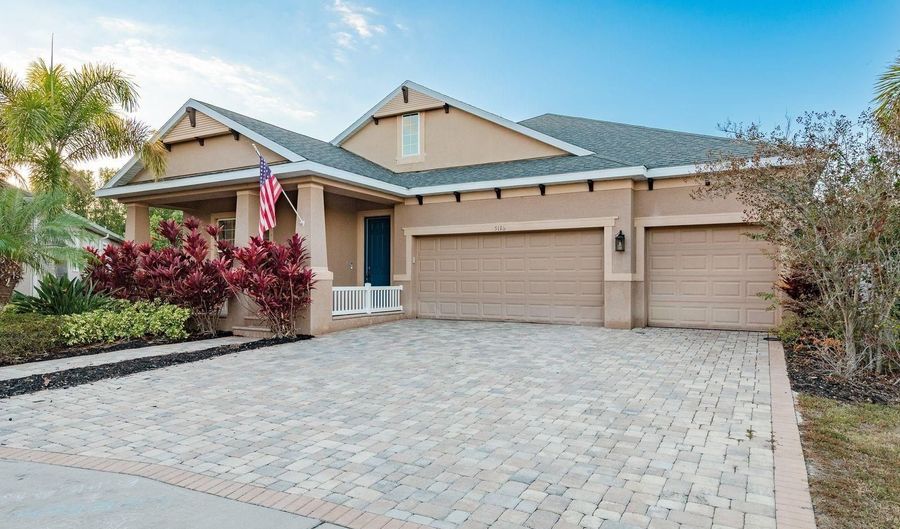 5116 COASTAL SCENE Dr, Apollo Beach, FL 33572 - 4 Beds, 3 Bath