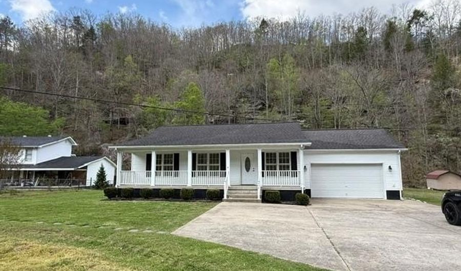516 Middle Fork Rd, Asher, KY 40803 - 3 Beds, 2 Bath