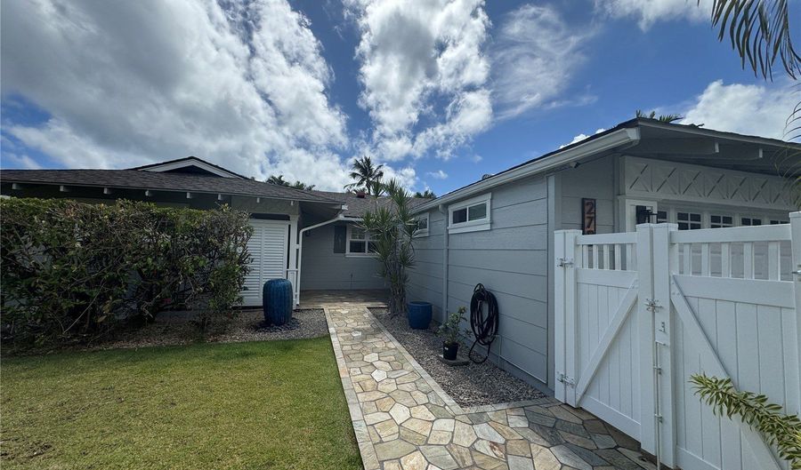 279 Hamakua Dr, Kailua, HI 96734 - 2 Beds, 1 Bath
