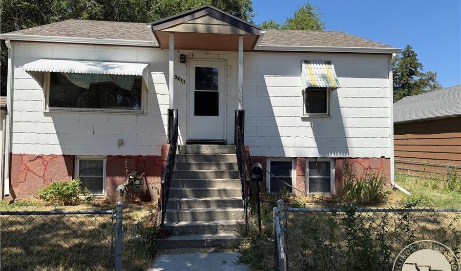 3211 4th Ave S, Billings, MT 59101 - 4 Beds, 2 Bath