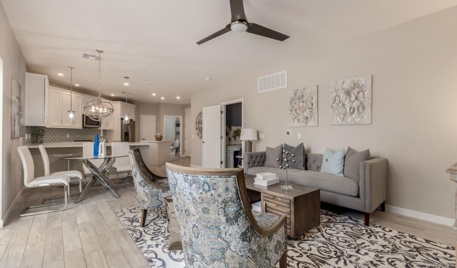 2511 W QUEEN CREEK Rd 147, Chandler, AZ 85248 - 1 Beds, 2 Bath