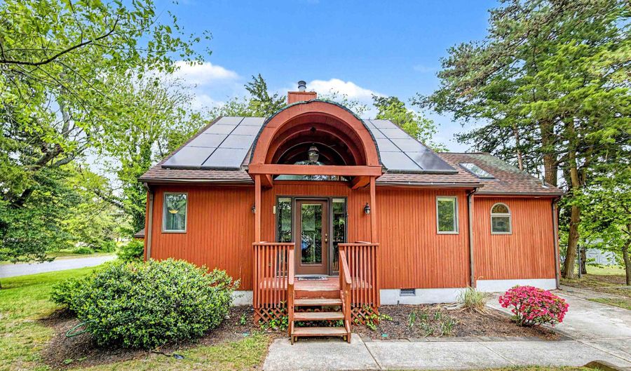 31 Ventnor Ave, Beesleys Point, NJ 08223 - 3 Beds, 2 Bath