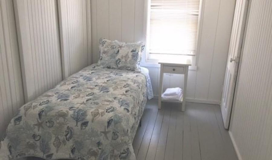 855 E Broadway, Milford, CT 06460 - 3 Beds, 2 Bath