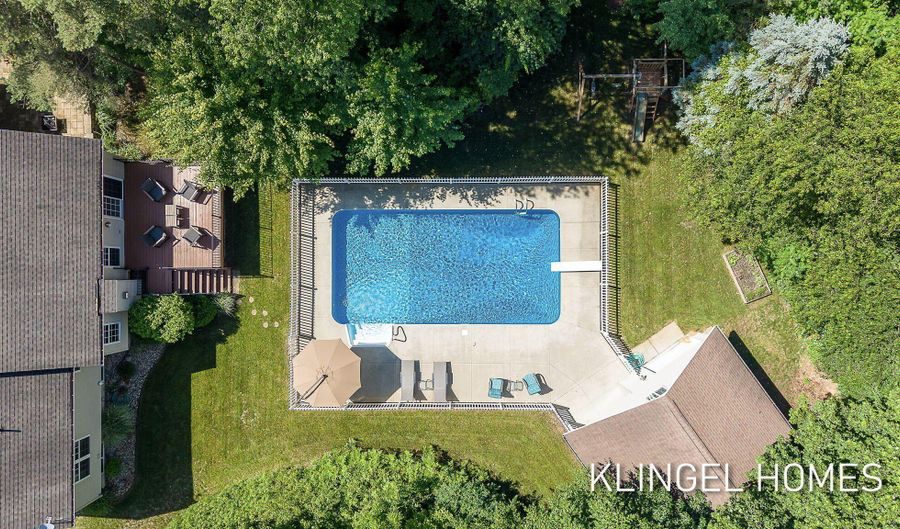 10635 Tallpine Ln, Allendale, MI 49401 - 5 Beds, 3 Bath