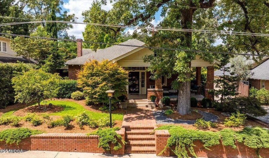 324 Buford Pl, Macon, GA 31204 - 3 Beds, 2 Bath