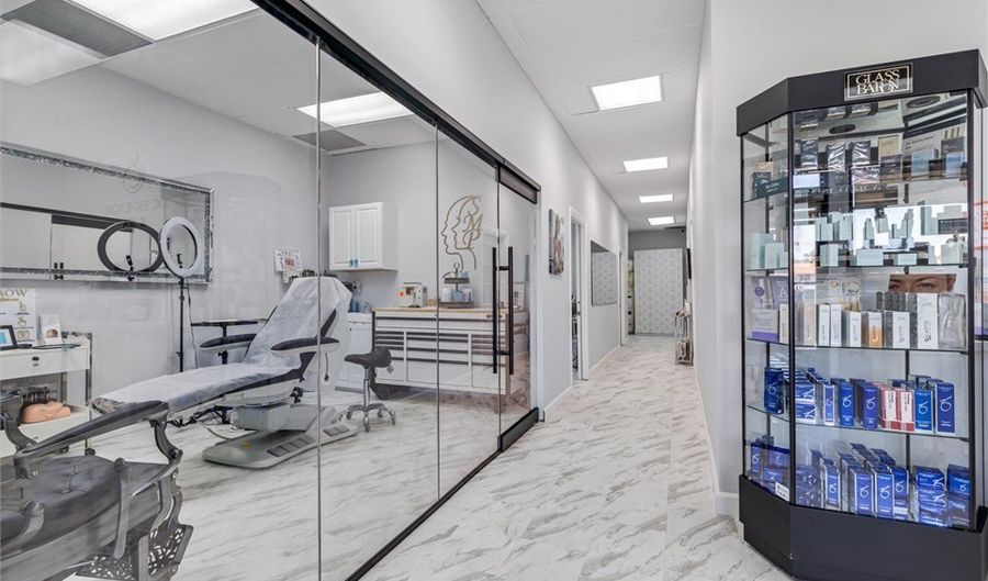 5642-211 E La Palma Ave, Anaheim, CA 92807 - 0 Beds, 0 Bath