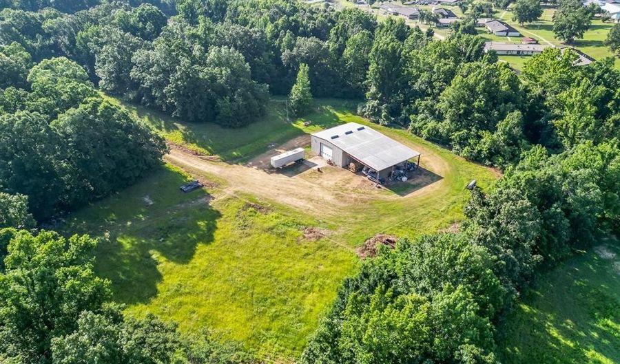 705 Hwy 51 S, Batesville, MS 38606 - 0 Beds, 0 Bath