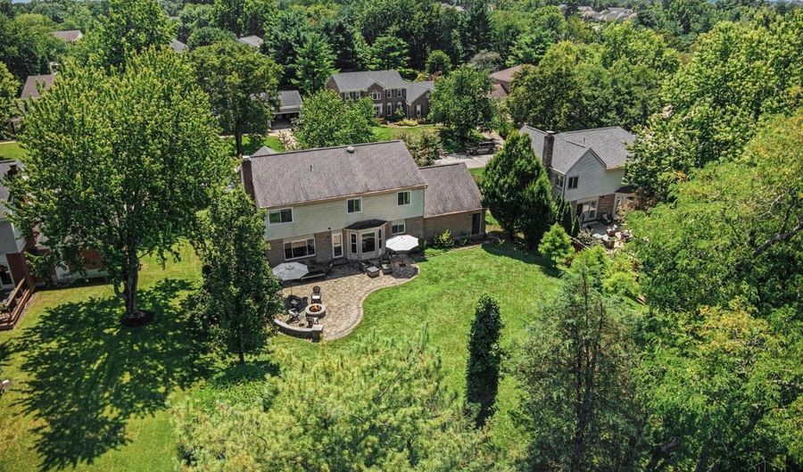 7822 Cloveridge Ct, Anderson Twp., OH 45244 - 5 Beds, 4 Bath