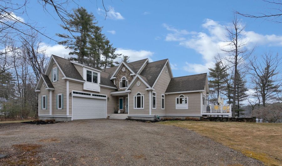 638 E Shore Dr, Acton, ME 04001 - 3 Beds, 3 Bath