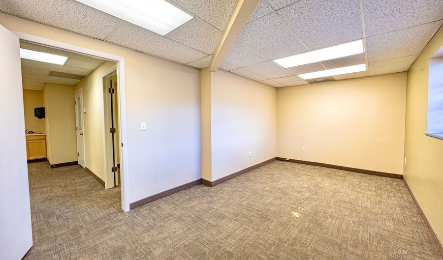 518 Idaho St, Elko, NV 89801 - 0 Beds, 1 Bath