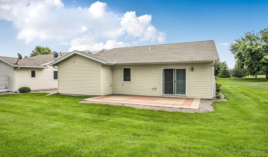 483 Voyager Dr, Alexandria, MN 56308 - 2 Beds, 2 Bath