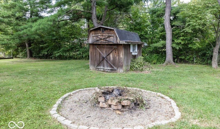 6054 Wexford Rd, Indianapolis, IN 46220 - 3 Beds, 2 Bath