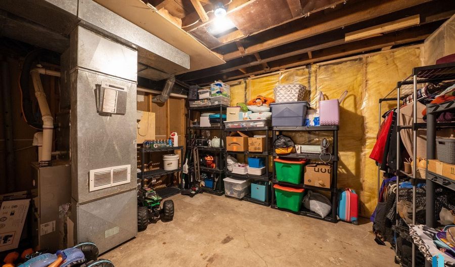 205 S 1st Ave, Brandon, SD 57005 - 4 Beds, 2 Bath