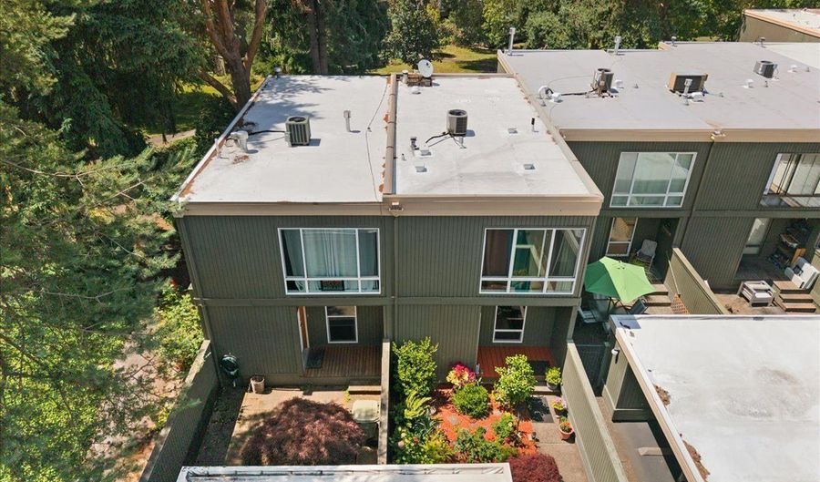 1637 NW MIDLAKE Ln, Beaverton, OR 97006 - 2 Beds, 2 Bath