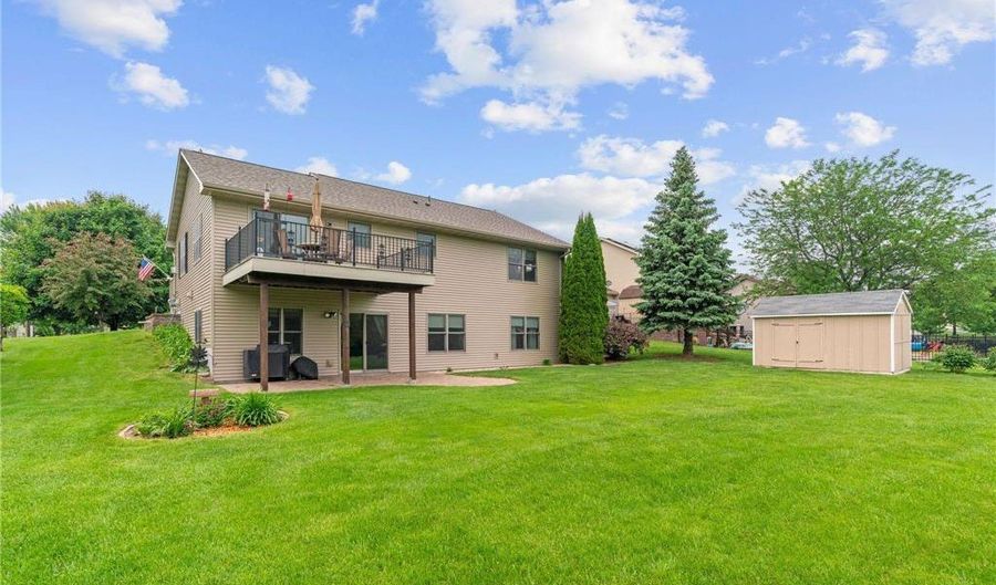 721 Acacia Dr S, Annandale, MN 55302 - 3 Beds, 3 Bath