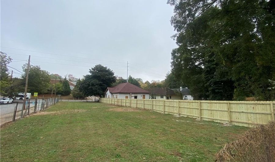 977 Metropolitan Pkwy SW, Atlanta, GA 30310 - 0 Beds, 0 Bath