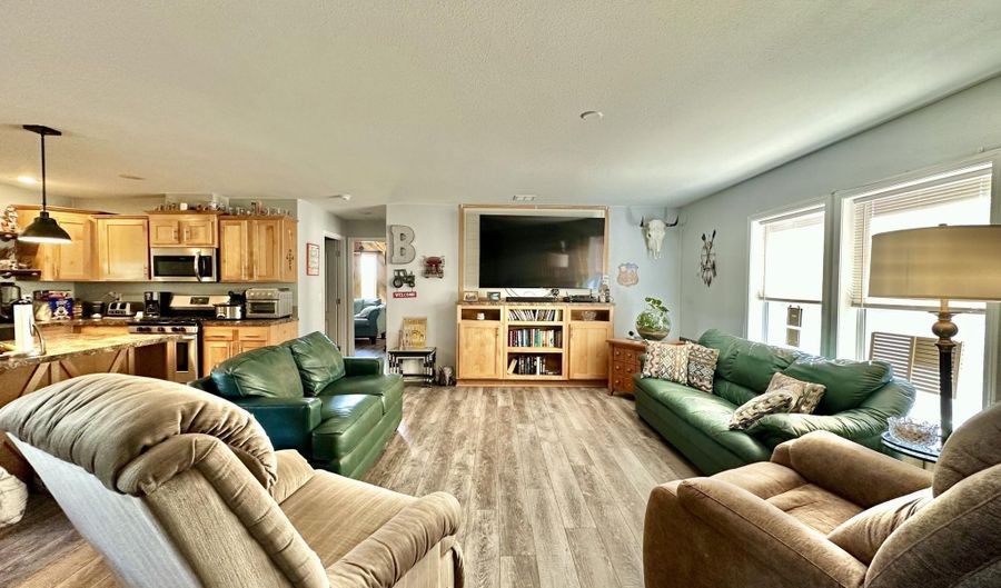 934 Cedar St, Ash Fork, AZ 86320 - 3 Beds, 2 Bath