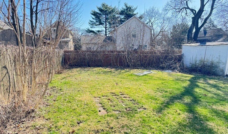 143 Gale St, Akron, OH 44302 - 3 Beds, 1 Bath