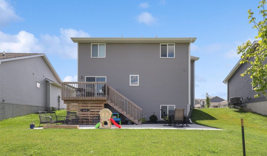 4124 NW 13th St, Ankeny, IA 50023 - 3 Beds, 3 Bath