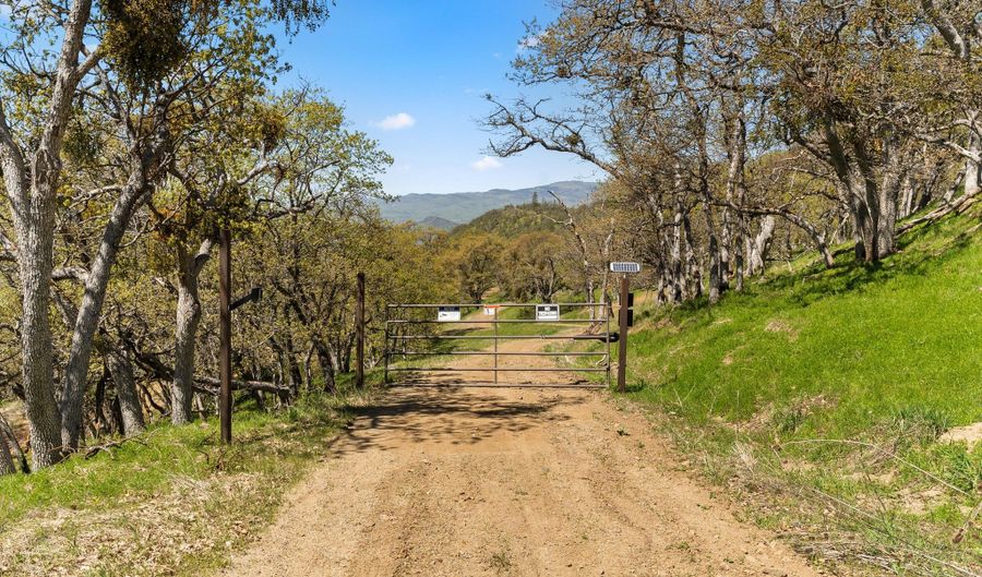 3727 Old Hwy 99, Ashland, OR 97520 - 0 Beds, 0 Bath
