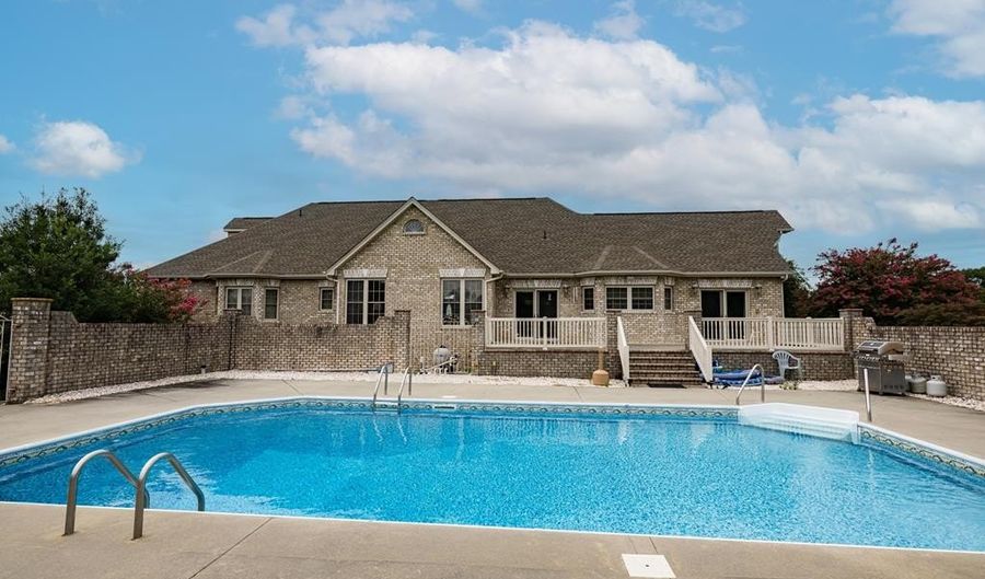 13177 Philpott Rd, Alton, VA 24520 - 6 Beds, 6 Bath
