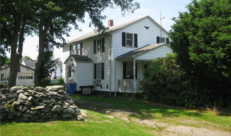 188 Greene Ln, Middletown, RI 02840 - 4 Beds, 2 Bath