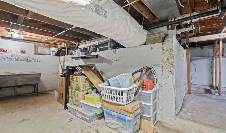 11 R St SE, Auburn, WA 98002 - 3 Beds, 2 Bath