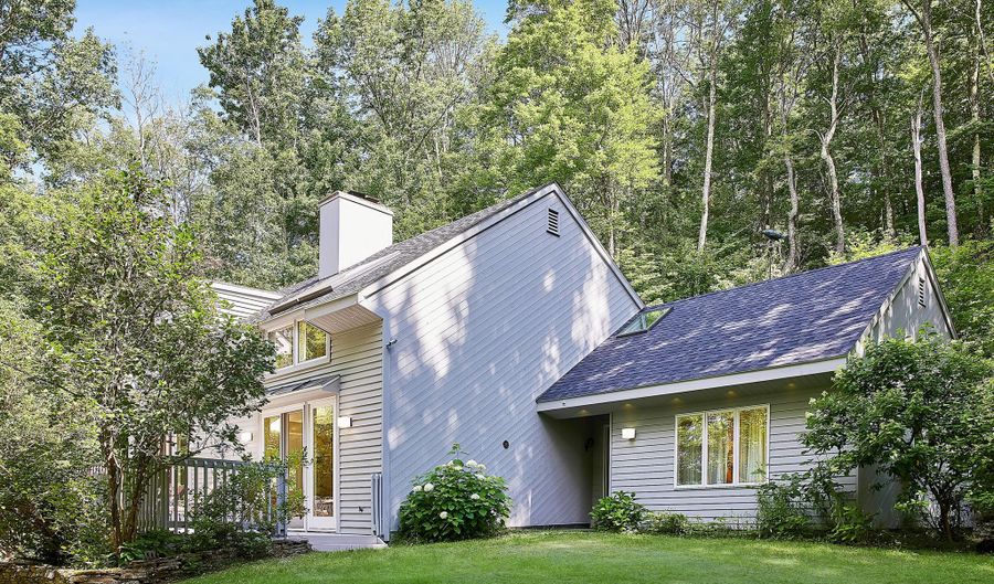 382 Catskill Dr, Andes, NY 13731 - 5 Beds, 4 Bath