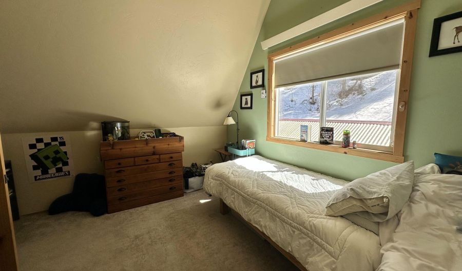 185 STOOR Dr, Alpine, WY 83128 - 3 Beds, 2 Bath