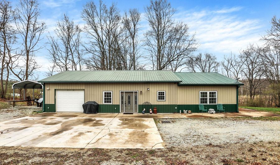7868 S Windy Hill Rd, Connersville, IN 47331 - 4 Beds, 2 Bath