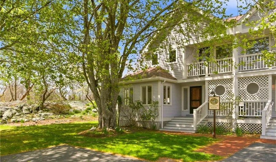 15 Hammersmith Rd 30A, Newport, RI 02840 - 3 Beds, 4 Bath