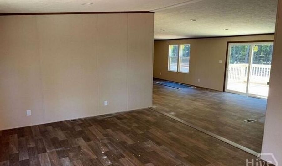 832 Stone Stewart Rd, Hull, GA 30646 - 4 Beds, 2 Bath