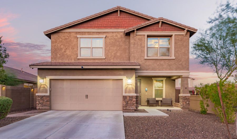 245 N Bedford St, Chandler, AZ 85225 - 3 Beds, 3 Bath