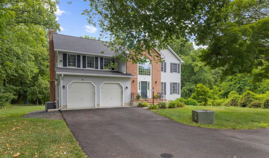 63 CHURCH Rd, Arnold, MD 21012 - 4 Beds, 4 Bath