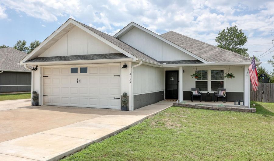 3135 Shepard Ave, Baxter Springs, KS 66713 - 3 Beds, 2 Bath