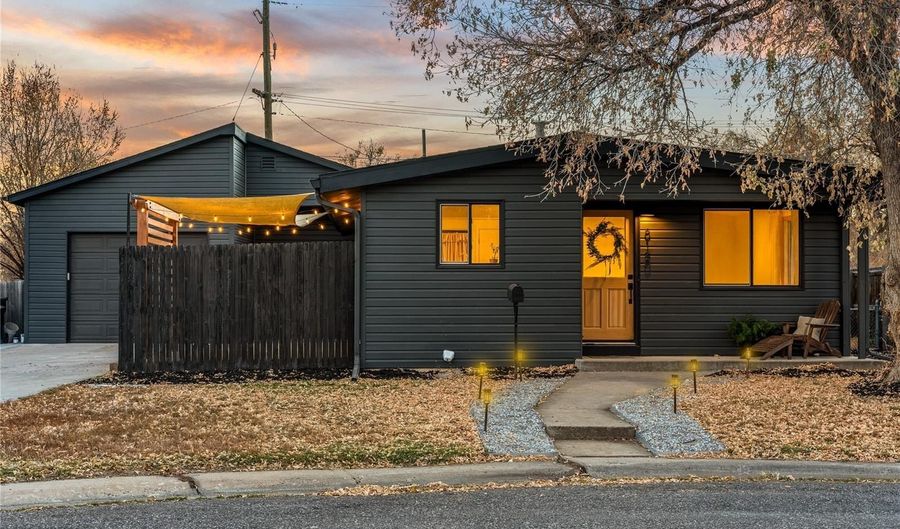 8120 W 54th Pl, Arvada, CO 80002 - 2 Beds, 1 Bath