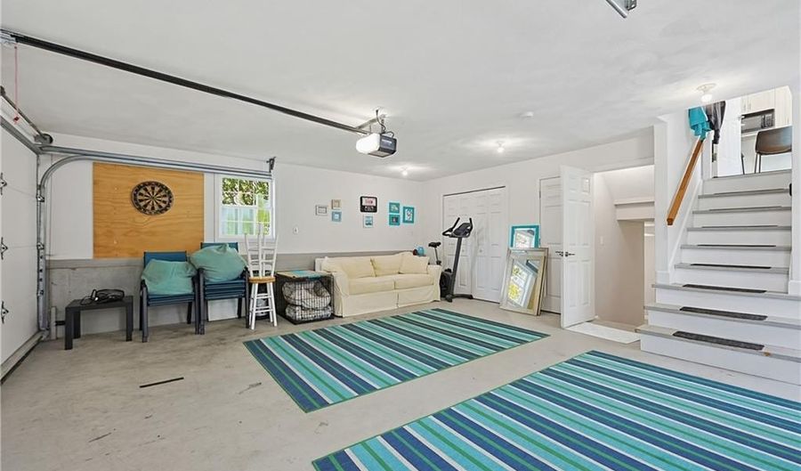 9 Doran Ave, Bristol, RI 02809 - 2 Beds, 2 Bath