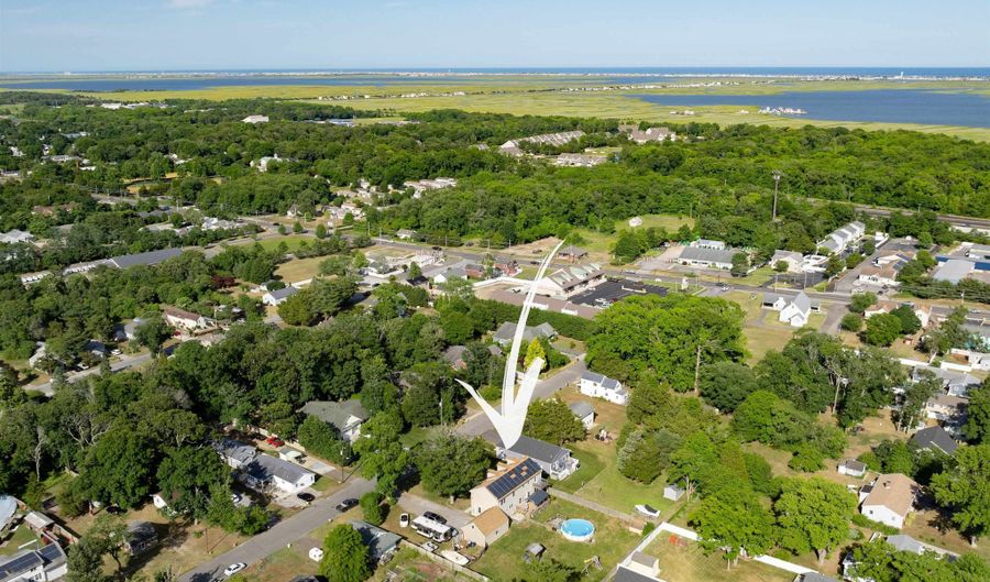 15 4th, Cape May Court House, NJ 08210 - 6 Beds, 4 Bath