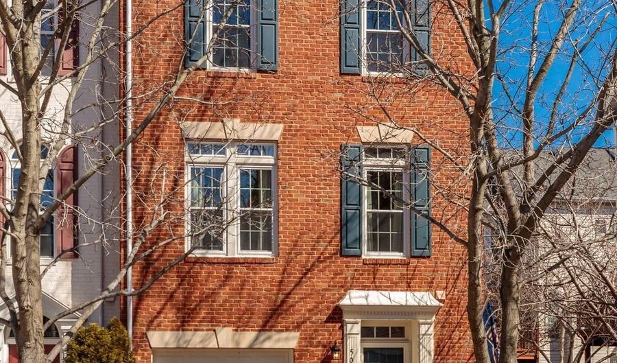 5016 GRIMM Dr, Alexandria, VA 22304 - 3 Beds, 3 Bath