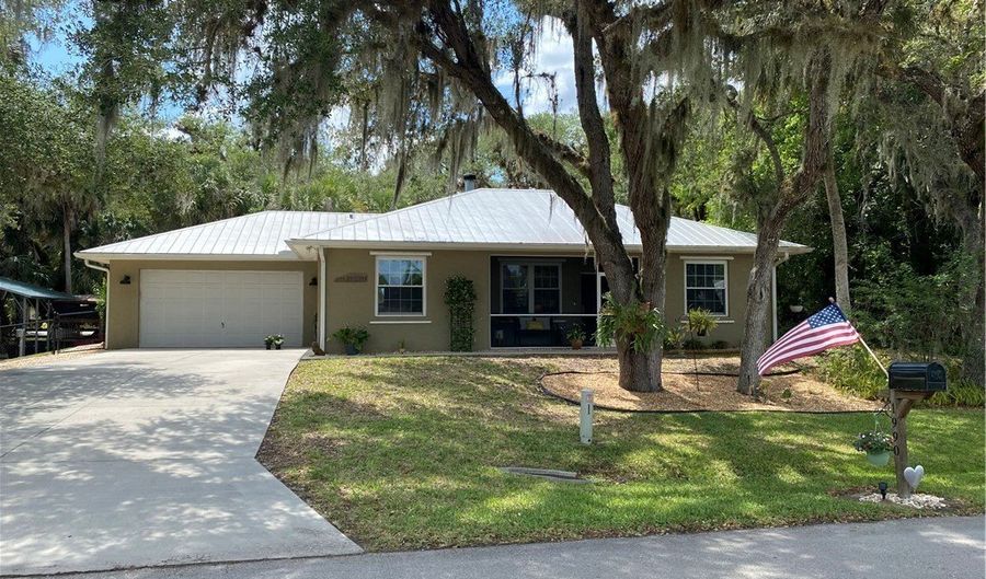 1990 Snyder Dr, Alva, FL 33920 - 3 Beds, 2 Bath