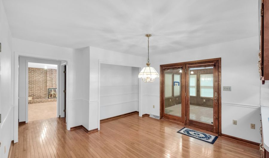 3908 SHORT HILL Dr, Allentown, PA 18104 - 5 Beds, 4 Bath