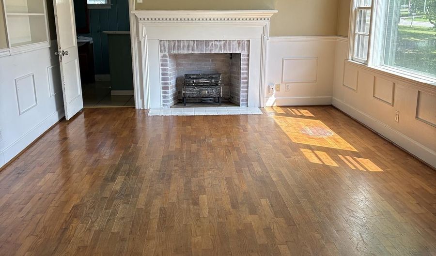 1003 E Washington St, Athens, AL 35611 - 4 Beds, 3 Bath
