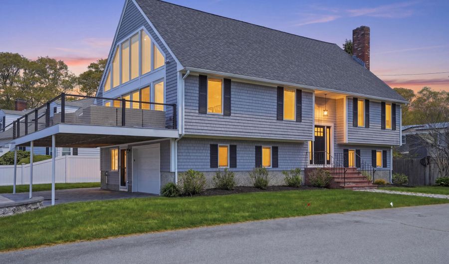 4 Cross Rd, Bourne, MA 02532 - 3 Beds, 3 Bath