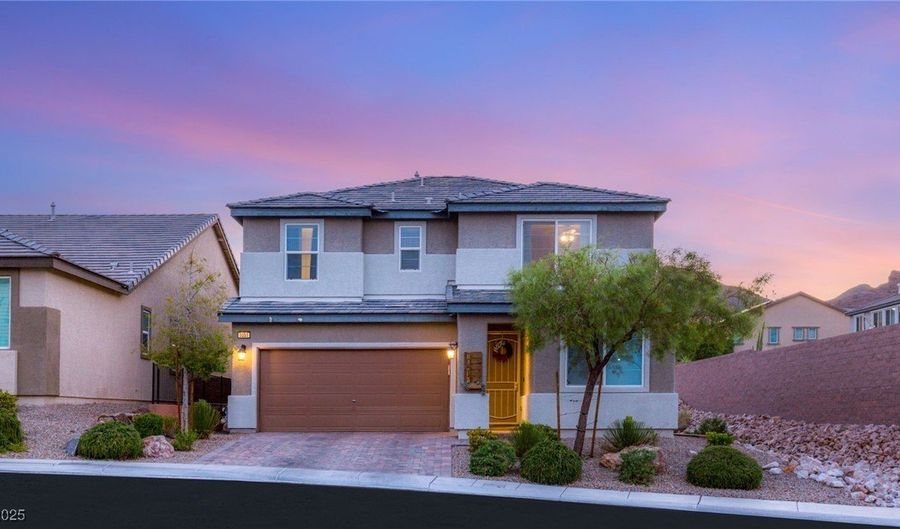 1051 Upper Springs St, Henderson, NV 89002 - 4 Beds, 3 Bath